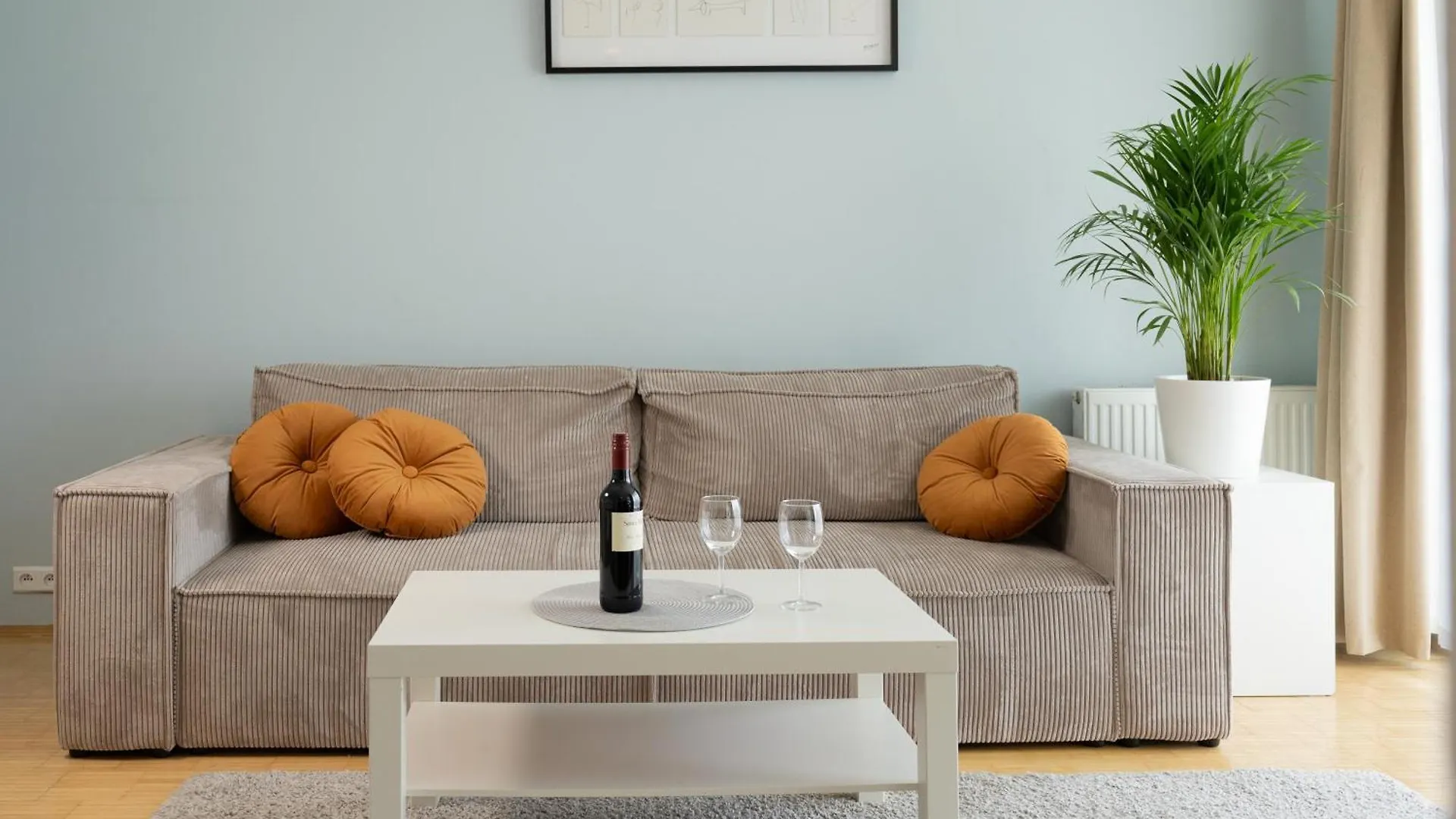 Nutmeg Apartment Wola Warszawa Polen