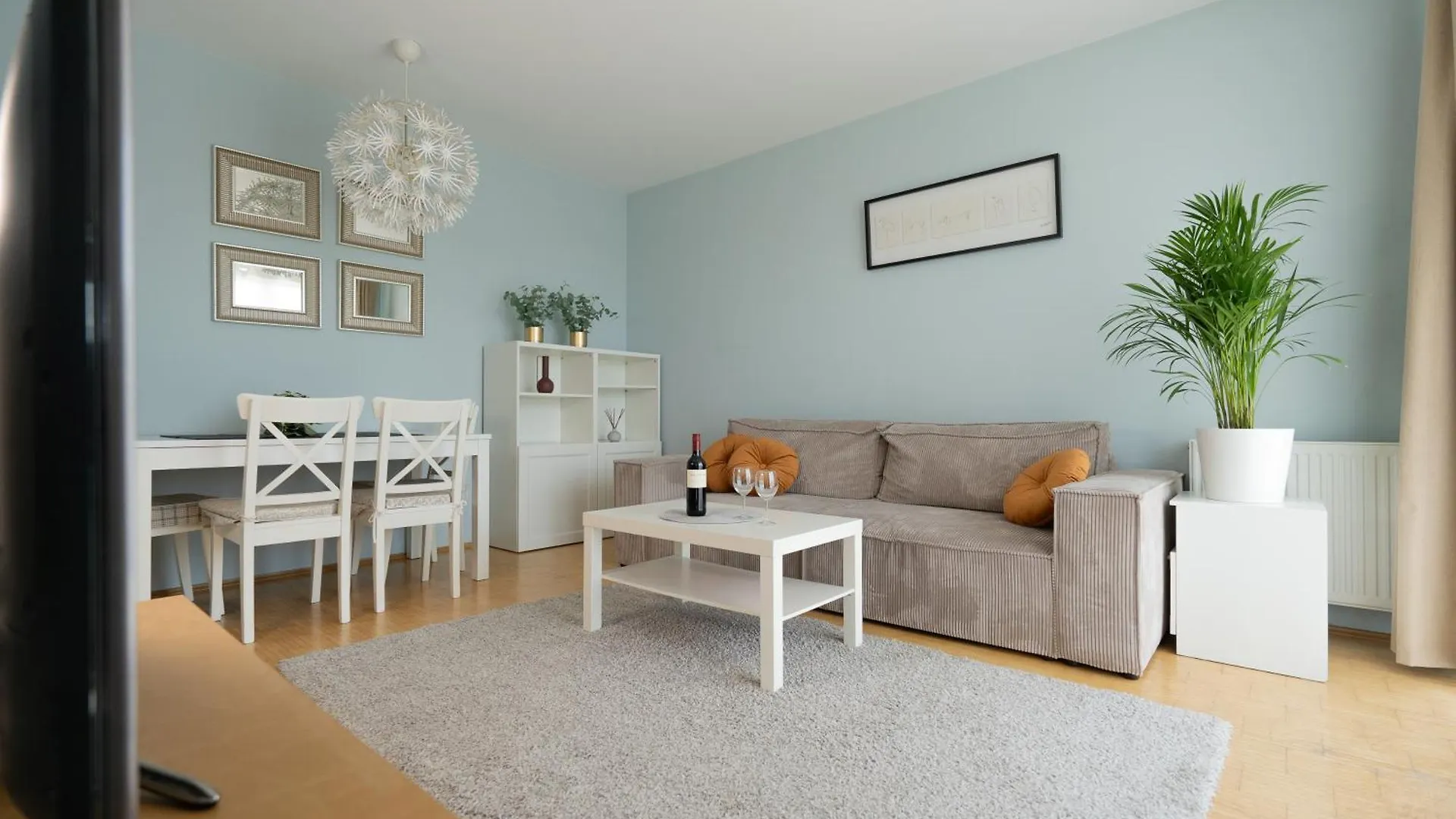 Nutmeg Apartment Wola Warszawa