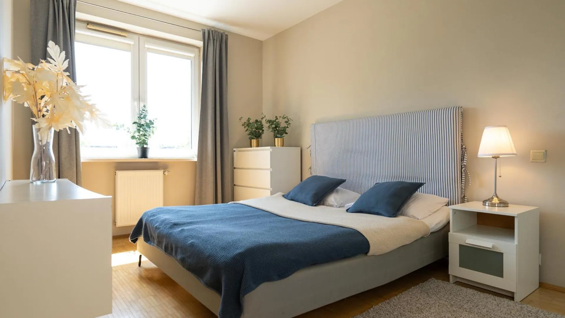 Nutmeg Apartment Wola Warszawa Polen