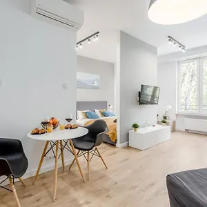  Apartament Expo Center