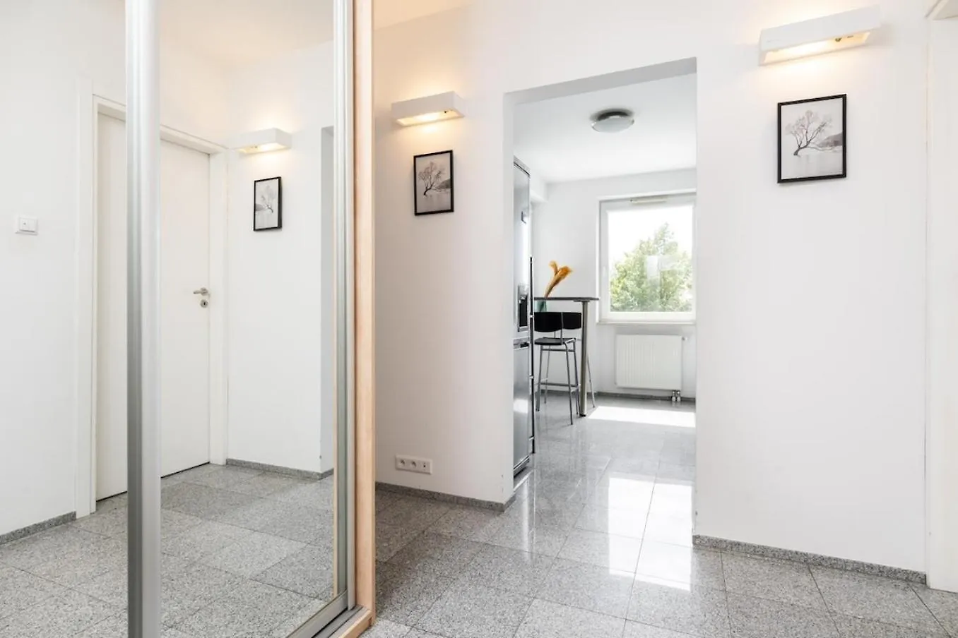 Nutmeg Apartment Wola Warsaw
